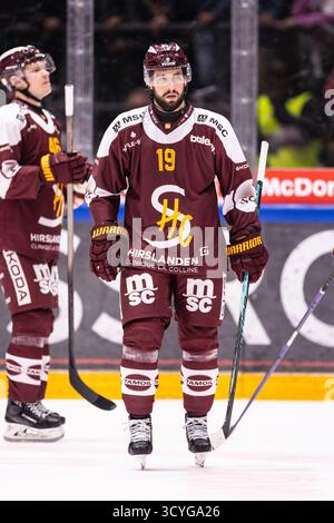 18/10/2025, Les Acacias, Les Vernets, NL: Genève-Servette HC - SC Berna, #19 Josh Jooris (Servette) Foto Stock