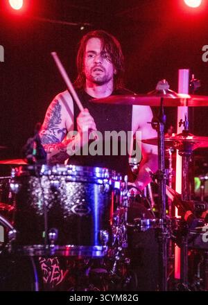 I crudeli coltelli si esibiscono all'Underworld camden londra 16/10/2025 Foto Stock