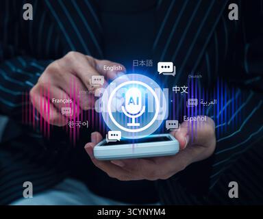 Concetto di tecnologia di traduzione vocale AI con icone di chat multilingue sullo smartphone in mano. Simboleggia la traduzione in tempo reale, le app per traduttori ai, gl Foto Stock