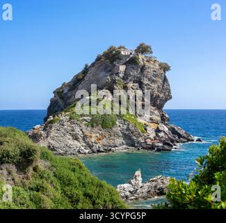 Agios Loannis Chapel a Skopelos, una popolare attrazione turistica resa famosa dal film Mamma mia. Skopelos è un'isola greca nell'Egeo occidentale Foto Stock
