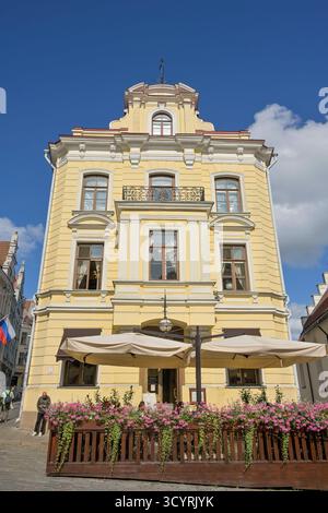Altbau am Suurgildi Plats, Altstadt, Tallinn, Estland *** Vecchio edificio sui Suurgildi Plats, città Vecchia, Tallinn, Estonia Foto Stock