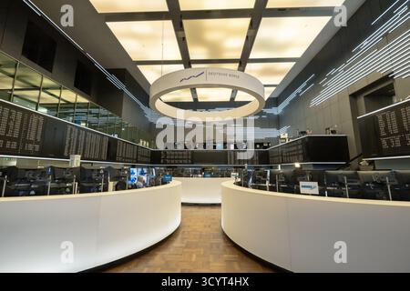 18.08.2025, Germania, Assia, Francoforte sul meno - Trading Floor, Borsa di Francoforte (Deutsche Boerse AG). 00A250818D117CAROEX.JPG NON COMMERCIALE NEGLI STATI UNITI Foto Stock