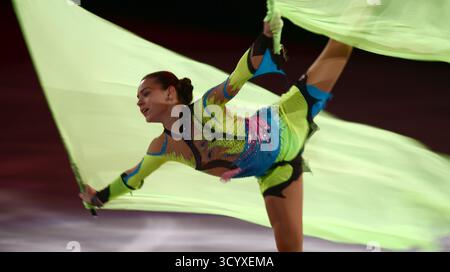Adelina Sotnikova (RUS) 1. Mostra di pattinaggio artistico Iceberg Skating Palace XXII Giochi Olimpici invernali Sochi 2014 © diebilderwelt / Alamy Stock Foto Stock