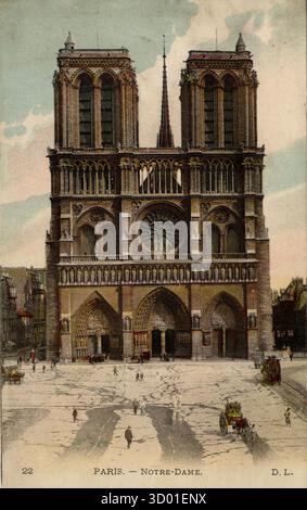 Parigi, quarto arrondissement. Notre-Dame de Paris. Dipartimento francese : 75 - Parigi. Regione : Ile-de-France. Cartolina, dalla fine del XIX secolo all'inizio del XX secolo Foto Stock