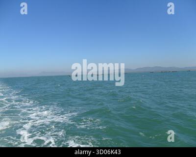Costa del Myanmar nella baia del Bengala - spiagge tranquille e bellezza naturale lungo il mare tropicale Foto Stock
