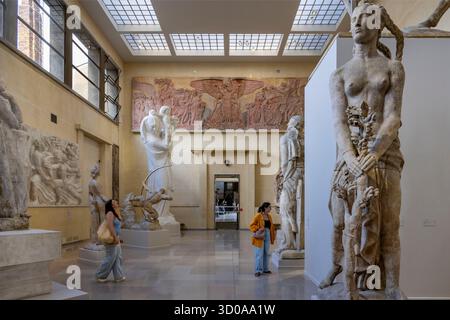 Francia, Parigi, il museo dello scultore Antoine Bourdelle, sala in gesso Foto Stock