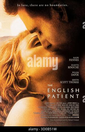 The English Patient (1996) diretto da Anthony Minghella e interpretato da Ralph Fiennes, Kristin Scott Thomas e Juliette Binoche. Un amnesia bruciato racconta una storia d'amore appassionata durante la seconda guerra mondiale in Nord Africa. Fotografia di un poster originale del 1996 USA a un foglio SOLO PER USO EDITORIALE. Credito: BFA / Miramax Foto Stock