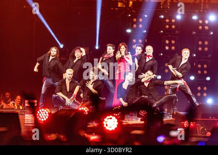 Dortmund Andrea Berg beim Schlagerboom AM 18.10.25 a Dortmund Andrea Berg beim Schlagerboom AM 18.10.25 a Dortmund *** Dortmund Andrea Berg allo Schlagerboom il 18 10 25 a Dortmund Andrea Berg allo Schlagerboom il 18 10 25 a Dortmund Copyright: XEibner-Pressefoto/GerhardxWingenx EP GWR Foto Stock