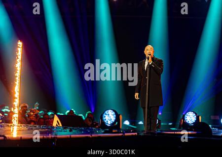 Dortmund Unheilig beim Schlagerboom am 18.10.25 a Dortmund Unheilig beim Schlagerboom am 18.10.25 a Dortmund *** Dortmund Unheilig allo Schlagerboom il 18 10 25 a Dortmund Unheilig allo Schlagerboom il 18 10 25 a Dortmund Copyright: XEibner-Pressefoto/GerhardxWingenx EP GWR Foto Stock