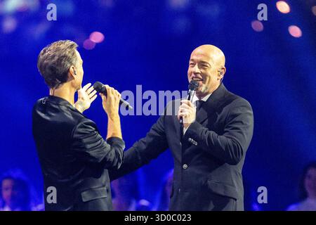 Dortmund Unheilig beim Schlagerboom am 18.10.25 a Dortmund Unheilig beim Schlagerboom am 18.10.25 a Dortmund *** Dortmund Unheilig allo Schlagerboom il 18 10 25 a Dortmund Unheilig allo Schlagerboom il 18 10 25 a Dortmund Copyright: XEibner-Pressefoto/GerhardxWingenx EP GWR Foto Stock