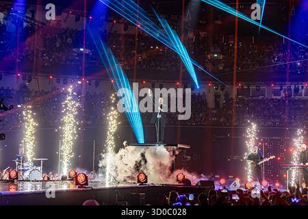 Dortmund Unheilig beim Schlagerboom am 18.10.25 a Dortmund Unheilig beim Schlagerboom am 18.10.25 a Dortmund *** Dortmund Unheilig allo Schlagerboom il 18 10 25 a Dortmund Unheilig allo Schlagerboom il 18 10 25 a Dortmund Copyright: XEibner-Pressefoto/GerhardxWingenx EP GWR Foto Stock