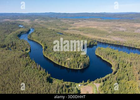 Vista sul fiume Västerdalälven, Dalarna, Svezia Foto Stock