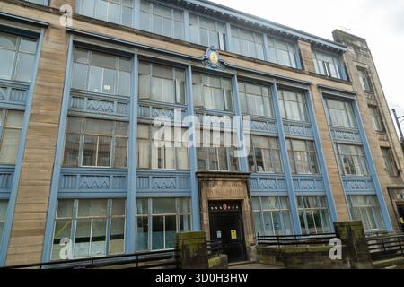 Il Glasgow Dental Hospital and School, un ospedale di insegnamento odontoiatrico progettato da Wylie, Wright e Wylie a Glasgow, Scozia. Foto Stock