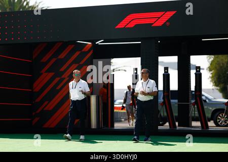 Città del Messico, Mexique. 23 ottobre 2025. Ritratto dello staff della FIA durante il Gran Premio di città del Messico 2025 di Formula 1, 20° round del Campionato del mondo di Formula 1 2025 dal 24 al 26 ottobre 2025 sull'autodromo Hermanos Rodriguez, a città del Messico, Messico - foto Javier Jimenez/DPPI Credit: DPPI Media/Alamy Live News Foto Stock