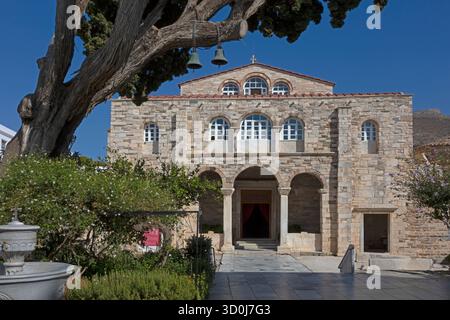 Il Tempio di Panaya di Ekatontapiliani o Chiesa delle cento porte fu costruito nel vi secolo a Parikia - Isola di Paros, Isole Cicladi, Grecia Foto Stock