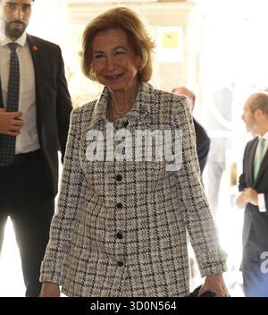 Oviedo, Spagna. 24 ottobre 2025. Regina Sofia de Borbon in arrivo a Oviedo, a Oviedo, venerdì 24 ottobre 2025 credito: CORDON PRESS/Alamy Live News Foto Stock