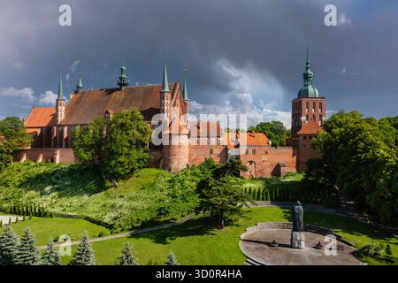 Collina della Cattedrale di Frombork, Warmia, Polonia Foto Stock