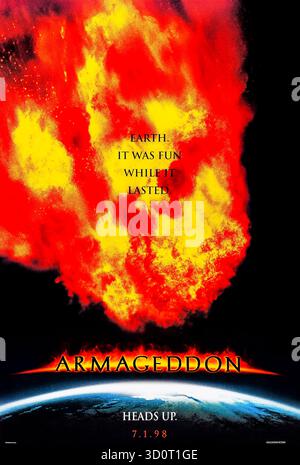 Armageddon (1998), diretto da Michael Bay e interpretato da Bruce Willis, Ben Affleck e Liv Tyler. La NASA recluta trivellatori per evitare che un enorme asteroide collidi con la Terra e provochi l'estinzione globale. Fotografia di un poster originale del 1998 DA UTILIZZARE ESCLUSIVAMENTE PER L'EDITORIALE. Crediti: Immagini BFA / Touchstone Foto Stock