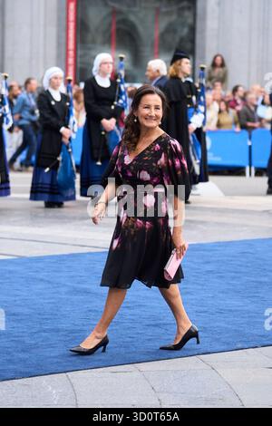 Oviedo, Asturie, Spagna. 24 ottobre 2025. Paloma Rocasolono arriva al Teatro Campoamor per la cerimonia durante i Princess of Asturias Awards 2025 il 24 ottobre 2025 a Oviedo, Spagna (Credit Image: © Jack Abuin/ZUMA Press Wire) SOLO PER USO EDITORIALE! Non per USO commerciale! Foto Stock