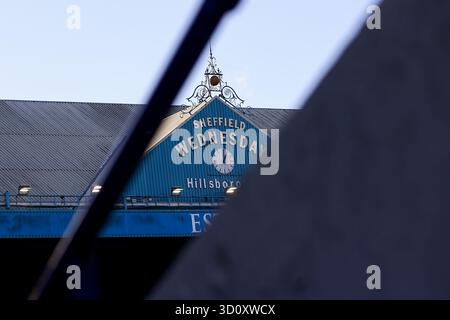 Hillsborough Stadium, Sheffield, Inghilterra - 25 ottobre 2025 Vista generale del terreno - prima della partita Sheffield Wednesday contro Oxford United, EFL Championship, 2025/26, Hillsborough Stadium, Sheffield, Inghilterra - 25 ottobre 2025 crediti: Arthur Haigh/WhiteRosePhotos/Alamy Live News Foto Stock