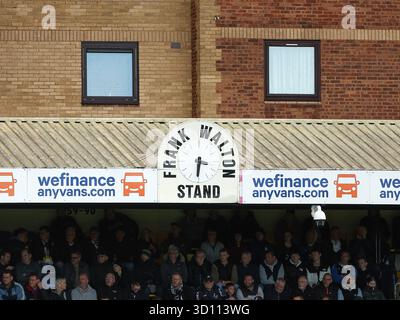 SOUTHEND, INGHILTERRA - OTTOBRE 25: Una vista generale di Roots Hall, Southend-on-Sea durante la partita dell'Enterprise National League tra Southend United e Brackley Town a Roots Hall il 25 ottobre 2025 a Southend-on-SEA, Regno Unito. (Foto di Mitch Davidson/Brackley Town FC via Alamy Live News) Foto Stock