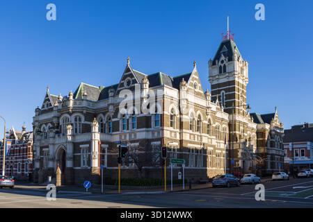 Il Dunedin Law Courts Building (1900), uno storico edificio in pietra a Dunedin, nuova Zelanda Foto Stock