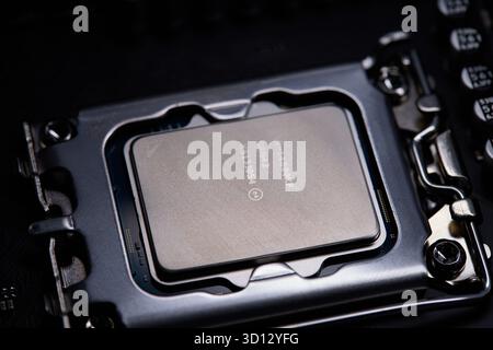 Dettaglio del chip del computer - processore principale del sistema con architettura del PC Foto Stock