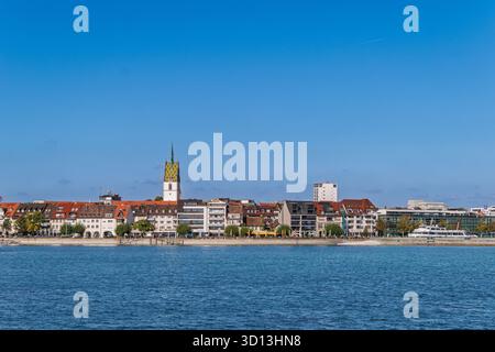 Veduta di Friedrichshafen sul Lago di Costanza, Baden-Württemberg, Germania, Europa Foto Stock