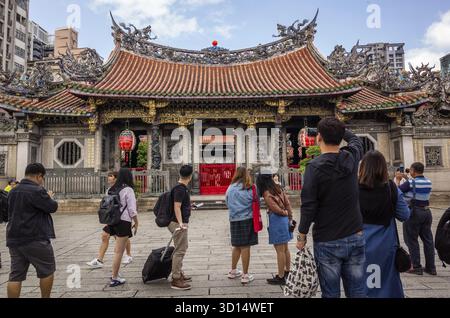 Taipei, Taiwan - 20 ottobre 2019: Famosa attrazione del tempio di Lungshan a Taipei, Taiwan Foto Stock