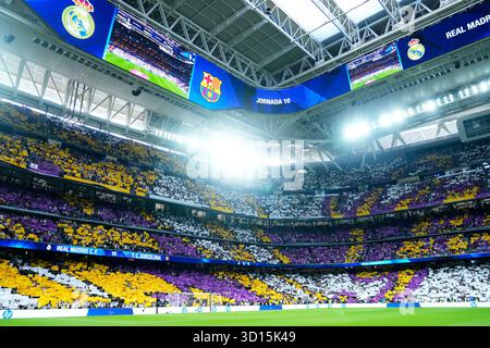 Madrid, Spagna. 26 ottobre 2025. Durante la partita della Liga EA Sports tra il Real Madrid CF e il FC Barcelona giocata allo stadio Santiago Bernabeu il 26 ottobre 2025 a Madrid. (Foto di Cesar Cebolla/PRESSIN) credito: PRESSINPHOTO SPORTS AGENCY/Alamy Live News Foto Stock