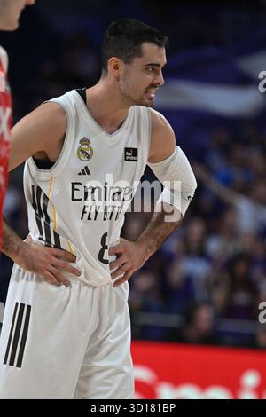 Madrid, Spagna. 26 ottobre 2025. Julian Okeke del Real Madrid visto durante la partita di basket della Liga ACB tra il Real Madrid e Baxi Manresa alla Movistar Arena. Punteggio finale; vittoria del Real Madrid 87-75 credito: SOPA Images Limited/Alamy Live News Foto Stock
