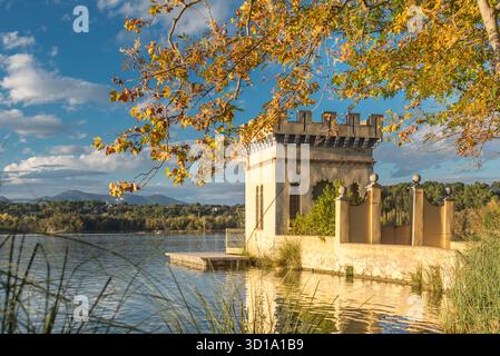 PESQUERA LA CARPA D’OR BOATHOUSE LAGO DI BANYOLES PLA DE L’ESTANY PROVINCIA DI GIRONA CATALOGNA SPAGNA Foto Stock