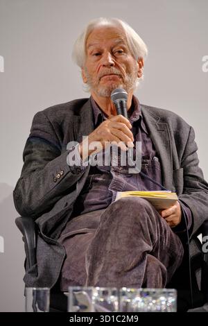 Storiografo francese Gilles Manceron al convegno Jean-Luc Einaudi, une vie d'engagements, Hôtel de Ville, Parigi, Francia, 25 ottobre 2025 Foto Stock