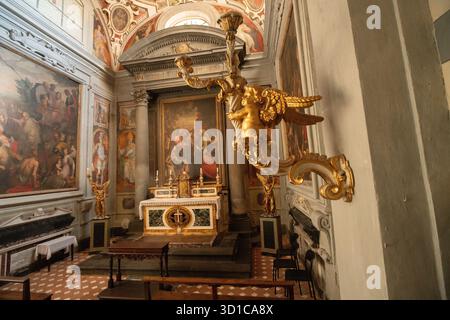 All'interno della Cattedrale di Santa Maria Assunta a Volterra, Italia Foto Stock