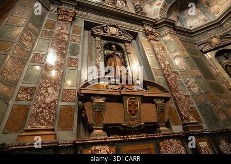 Firenze, Italia la Cappella dei principi, situata all'interno della Basilica di San Lorenzo come parte delle più grandi Cappelle Medicee, Foto Stock