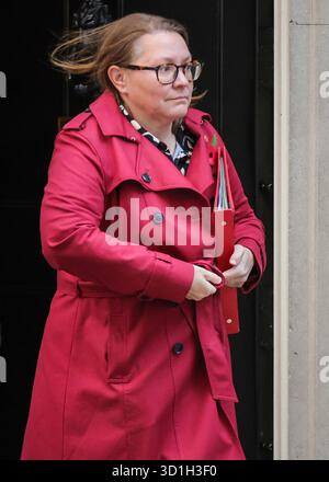 Londra, Regno Unito. 28 ottobre 2025. Anna Turley, presidente del partito laburista e ministro senza portafoglio. I ministri partecipano alla riunione del gabinetto di governo a Downing Street, Londra, Regno Unito, che si svolge oggi nel pomeriggio. Crediti: Imageplotter/Alamy Live News Foto Stock