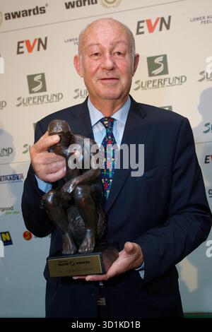 Helmut KUTIN (SOS Children's Villages International), Red (Green) Carpet, Save the World Awards alla centrale nucleare di Zwentendorf il 24 luglio 2009 a Zwentendorf, Austria. - 20251028 PD11366 credito: APA-PictureDesk/Alamy Live News Foto Stock