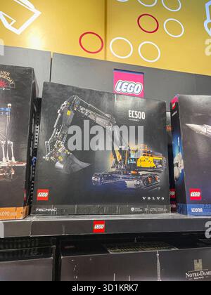 21 settembre 2025, Astana, Repubblica del Kazakistan: Una mostra di set di costruzione LEGO Foto Stock