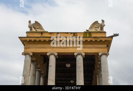 Palchetto della musica del XIX secolo nel quartiere Kalsa, Palermo, Sicilia, Italia. Architettura civica neoclassica con colonne doriche Foto Stock