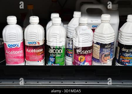 Serbatoio di ritenzione per materiali industriali pericolosi - Francia Foto Stock