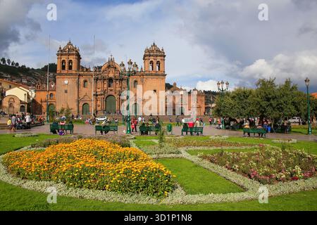 Basilica cattedrale dell'assunzione della Vergine in Plaza de Armas a Cusco, Perù Foto Stock
