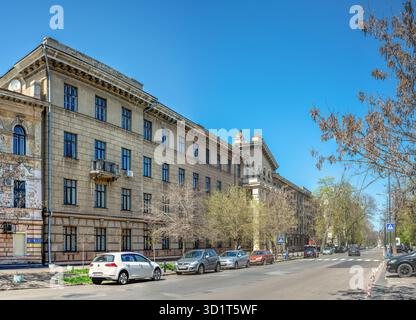 Edificio storico sulla via Marazlievskaya a Odessa, Ucraina Foto Stock