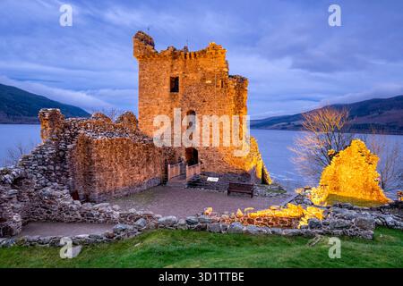 Castello di Urquhart Foto Stock