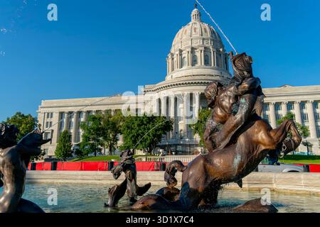 Campidoglio dello stato del Missouri: Monumento storico del 1917 con l'iconica cupola a Jefferson City Foto Stock