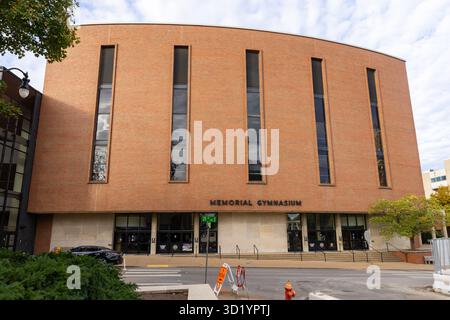 Nashville, Tennessee - 25 ottobre 2025: Vanderbilt Memorial Gymnasium nel campus della Vanderbilt University Foto Stock
