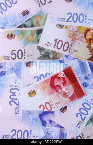 Cartamoneta israeliana, banconote, valuta shekel per gli affari e gli insediamenti finanziari. Soldi di Israele Foto Stock