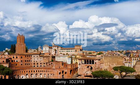 Splendida vista panoramica sul centro storico di Roma Foto Stock