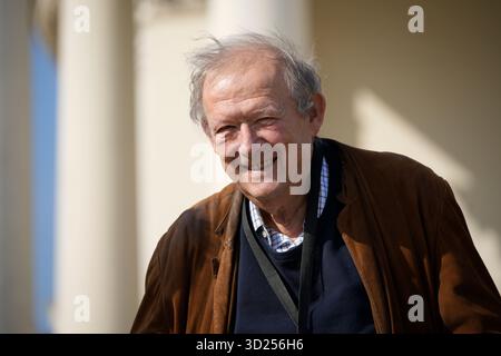 Co-fondatore ed editore del giornale record Gazeta Wyborcza, Adam Michnik è stato visto a Varsavia, in Polonia, il 23 marzo 2025. Foto Stock