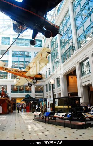 Washington, DC, USA 4 aprile 2009 lo Smithsonian Post Office Museum mostra la storia del servizio postale degli Stati Uniti, compreso il Transportatio Foto Stock