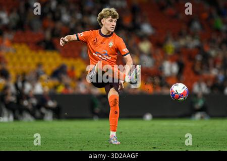 31 ottobre 2025; Suncorp Stadium, Brisbane, Queensland, Australia: A League Football, Brisbane Roar contro Melbourne City; Quinn MacNicol di Brisbane Roar Foto Stock